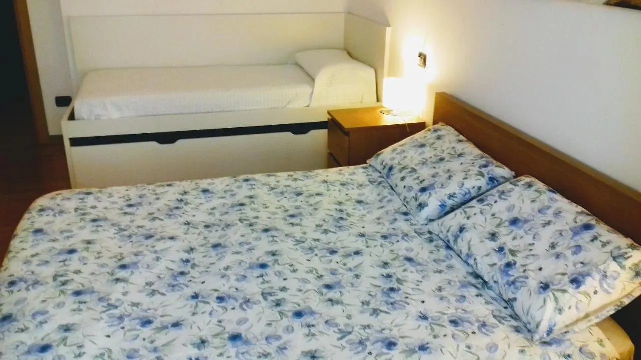 Apartament Appartamento Piazza Mazzini Lake Como